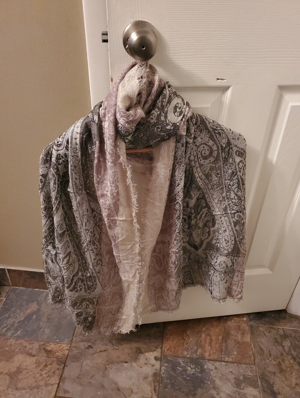 Lightweight Paisley Shawl Scarf in Gray and Cream Preowned
